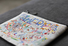 Load image into Gallery viewer, America Zip Pouch - Natural - catstudio