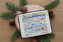 Load image into Gallery viewer, Grand Teton Zip Pouch - Natural Pouch catstudio