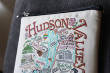 Load image into Gallery viewer, Hudson Valley Zip Pouch - catstudio