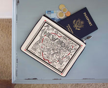 Load image into Gallery viewer, New York City Zip Pouch - B&W - catstudio