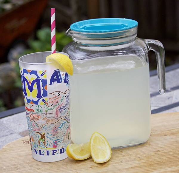 Try It Tuesday: Fresh Squeezed Lemonade