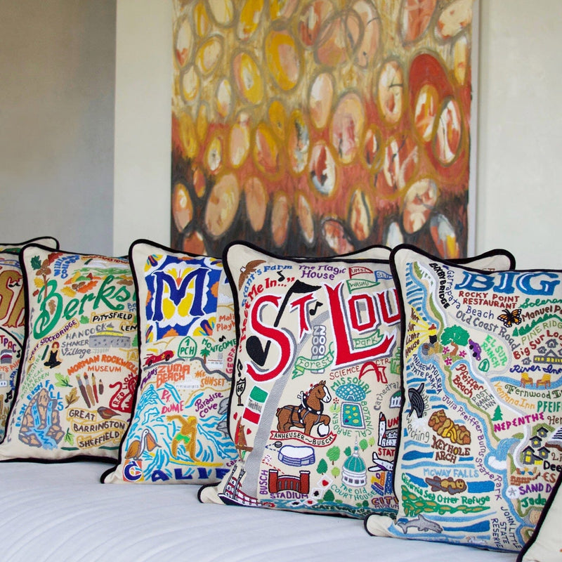 Geographic-Themed Collectables, Gifts & Decorations