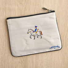 Load image into Gallery viewer, Connecticut Zip Pouch - Natural Pouch catstudio 
