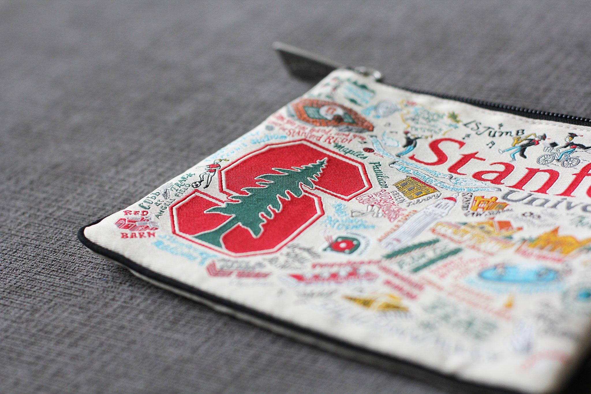 catstudio Stanford University ポーチ Stanford Zip Pouch | Collegiate Collection by catstudio – catstudio